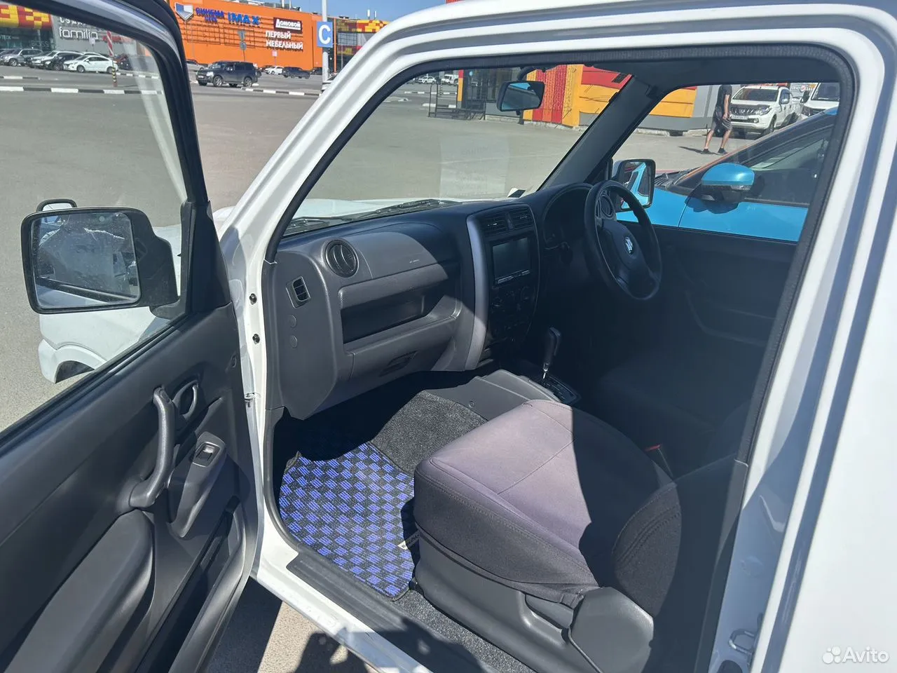 Suzuki Jimny 0.7 AT, 2012, 92 687 км