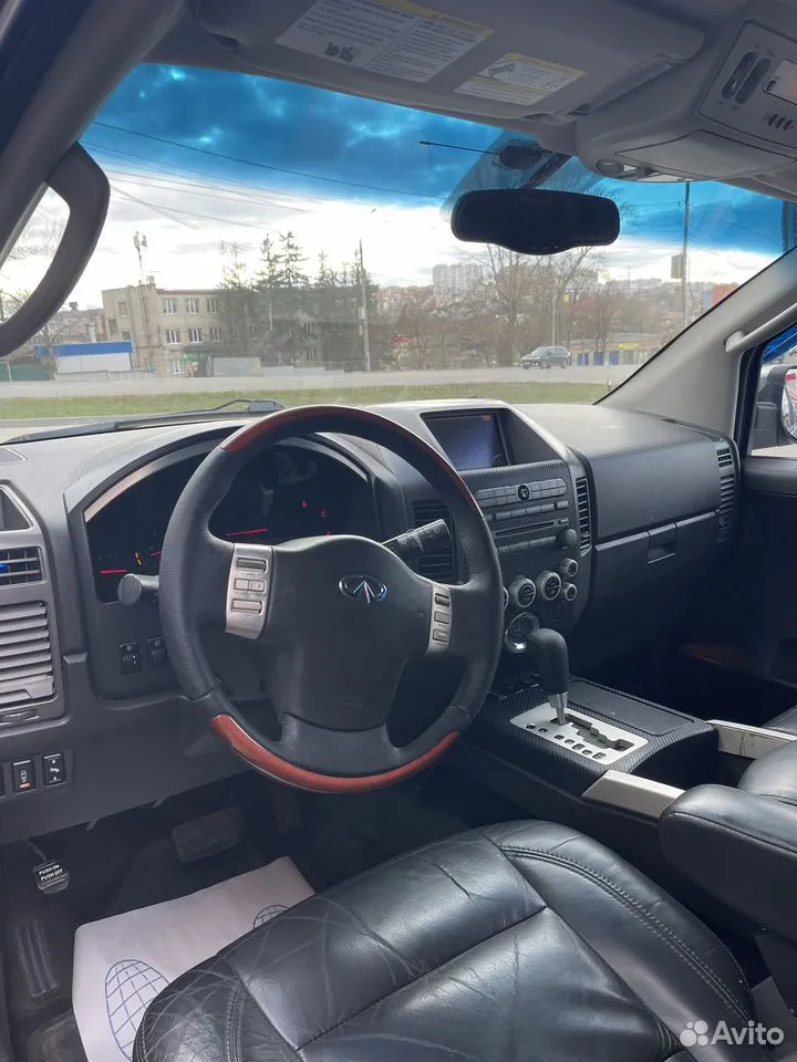 Infiniti QX56 5.6 AT, 2005, 200 000 км